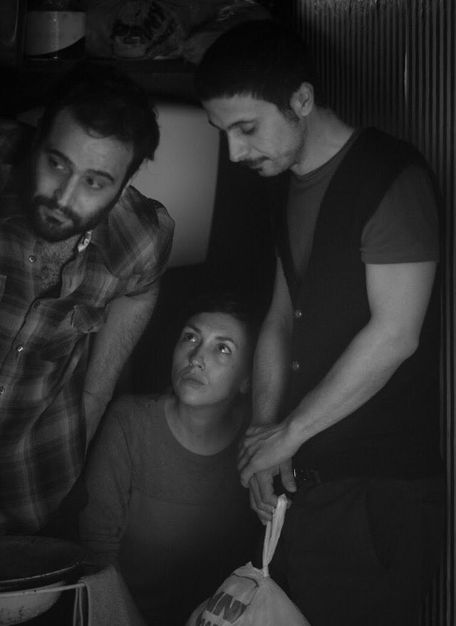 Il 9 aprile fai la cosa giusta!
Passa una serata con #quintaparete
Teatro#deandrè ore 19:30 #aperitivo e #spettacolo