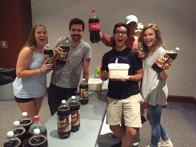 JMUyounglife's tweet photo. Come out for ROOTBEER floats tonight in MU 405 at 8! https://t.co/XijFRv4tGH
