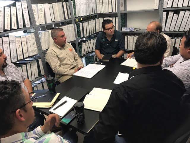 ANeira_V's tweet photo. Reunión con ADRS, SAGARPA, #Monterrey, #NuevoLeon https://t.co/DTUSAZiz58