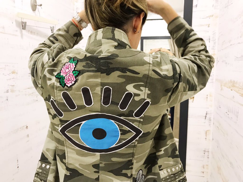 hereandnow_ec's tweet photo. New jackets !! https://t.co/SrMnNQ9525