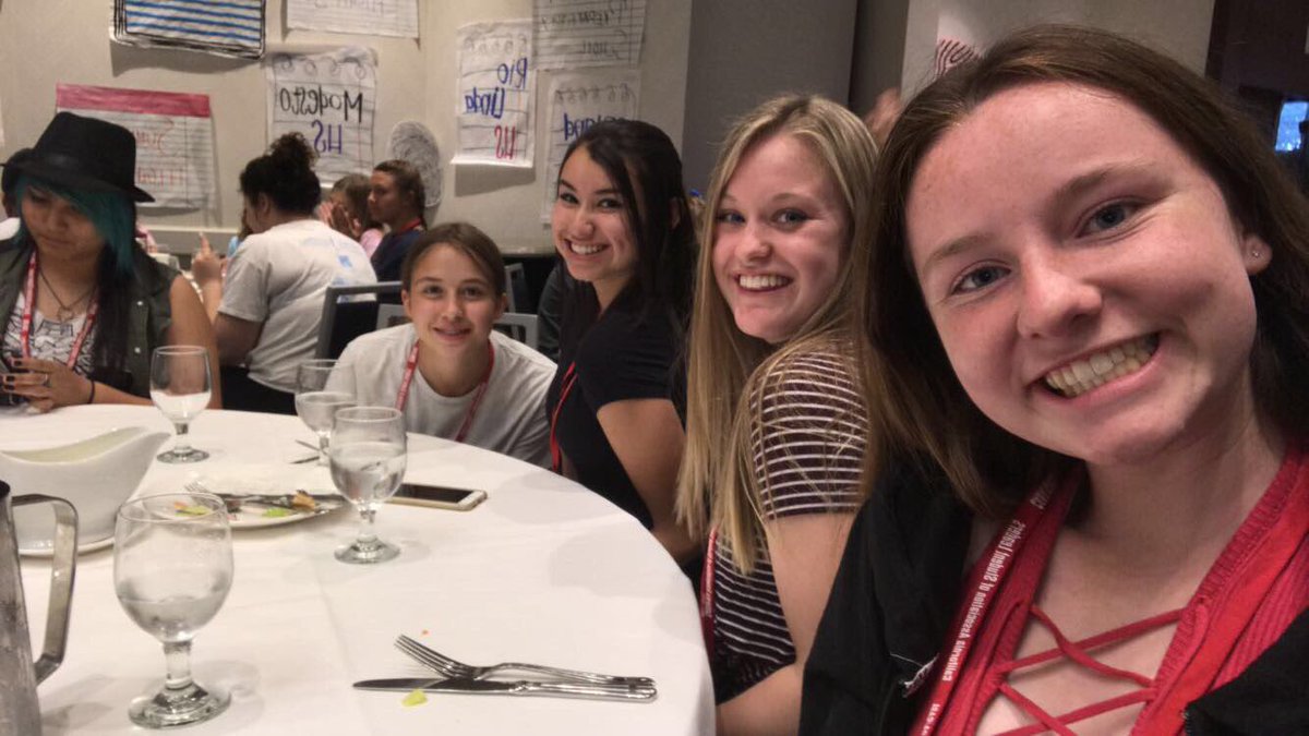 IMAVAJACKSON's tweet photo. words cannot even describe how much fun I had this weekend, I'm so blessed to have met and heard from from so many amazing leaders #CASL2017 https://t.co/MmbpYhrq02