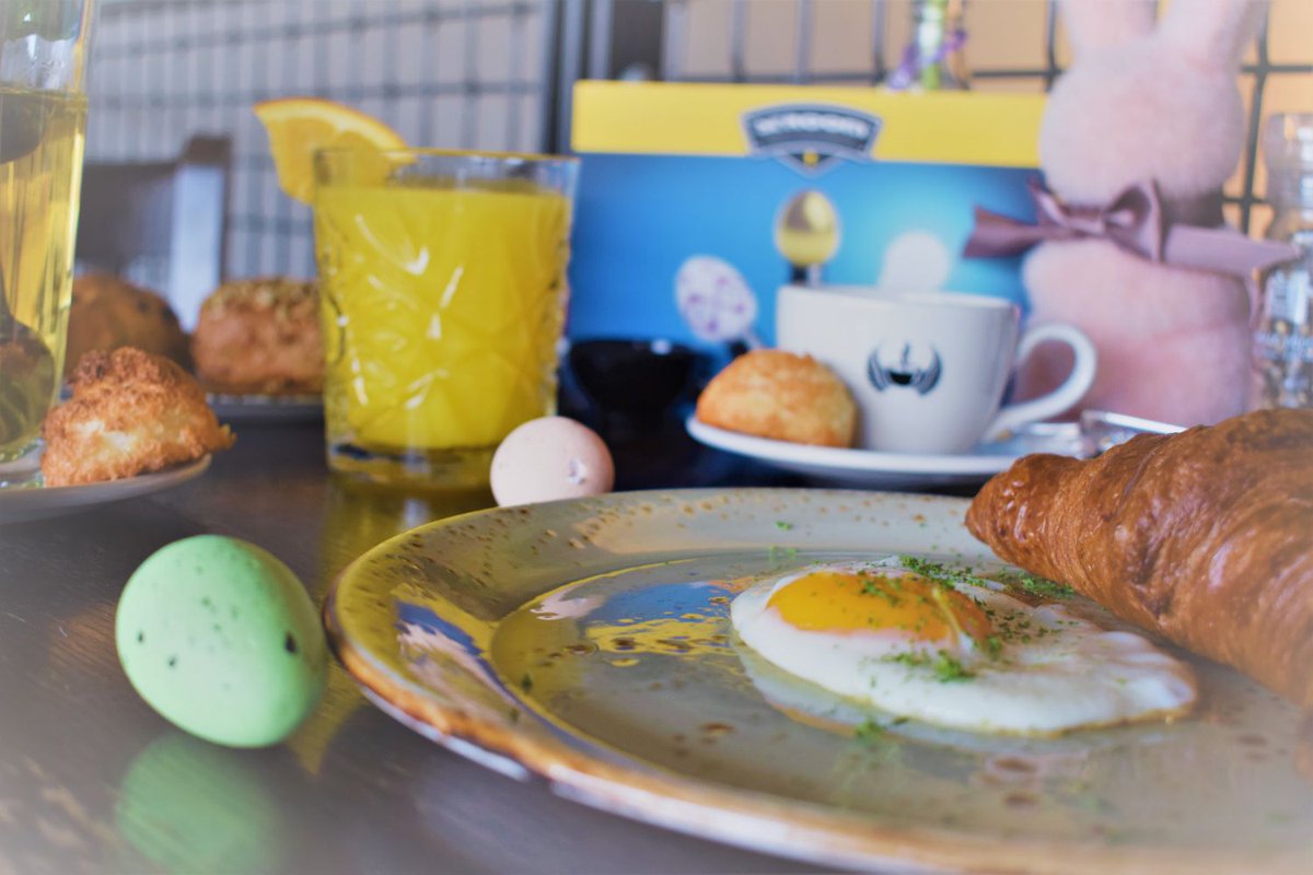 HotelStroom's tweet image. bit.ly/2n8ng3l #Paasbrunch bij @HotelStroom op 16+17 april. Vergeet je tafel niet te reserveren! #Pasen #Rotterdam #lloydkwartier