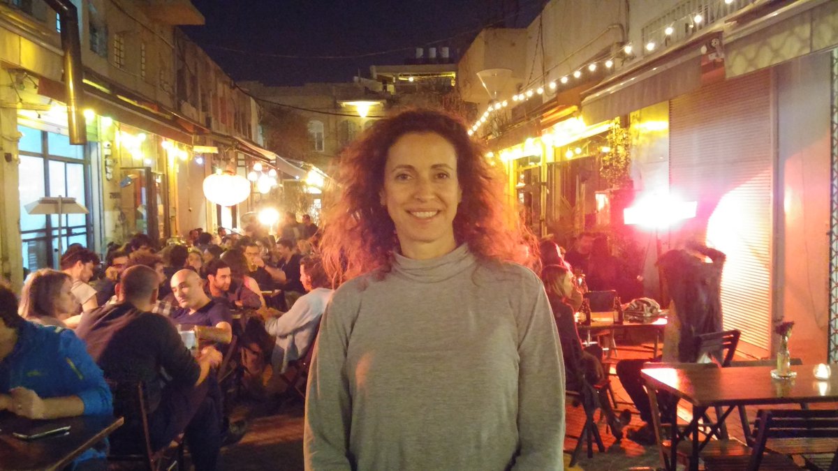 cc44dc2ee2664e9's tweet image. שוק הפשפשים... יוון זה כאן