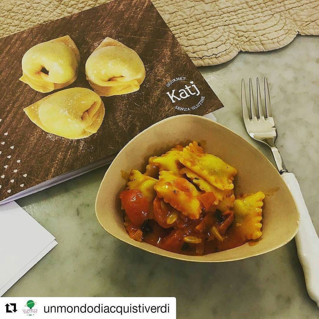 minimoimpatto's tweet photo. Una gustosissima immagine che rilanciamo con piacere. Grazie a @unmondodiacquistiverdi. Taggateci e usate l'hashtag #MinimoImpatto.
Rilan… https://t.co/wWnnQ4n66c