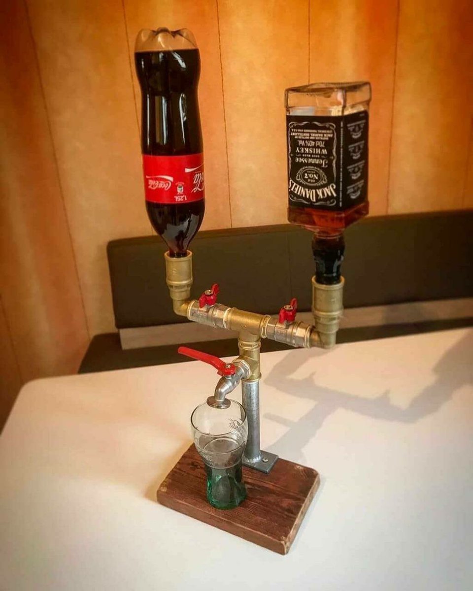 EarlDibblesJr's tweet photo. Engineering level- Country drunk https://t.co/Gth8TtirBT