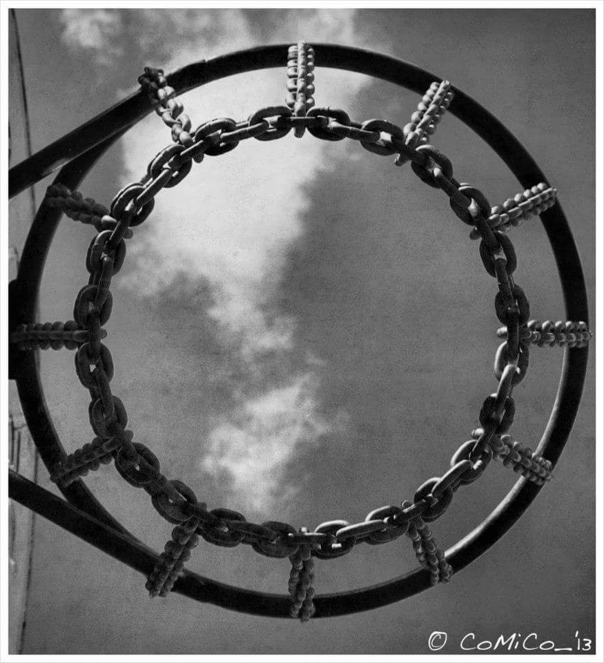 ComicoTweet's tweet image. Comico_foto #Black #White #Basketball #Streetbasket @NBA @NBAFRANCE @mavillelemans @sarthefr @sarthemagfr @lemainelibre @OuestFrance72