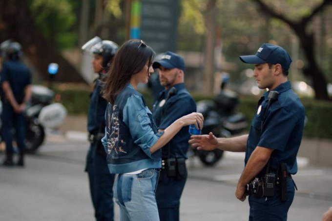 Преглед на изображението в Twitter