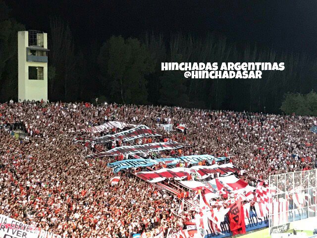 Taconeta_tw's tweet photo. La gente de River en el Estadio Malvinas Argentinas, de Mendoza. https://t.co/SMhYm6T8Eg