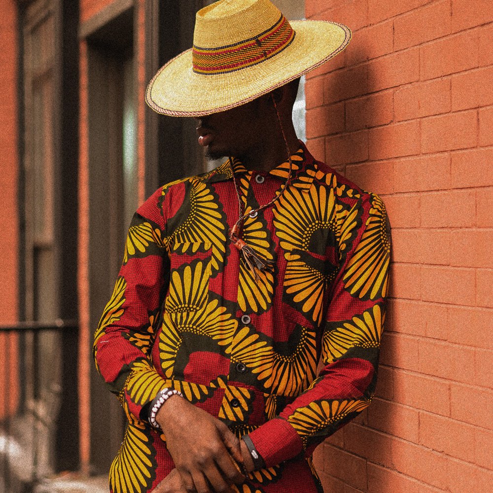 oxosi's tweet photo. Captured by @AmaraWorldWide — @mreazi outside of the OXOSI Studio in Chulaap, Abasi Rosborough, and Dent de Man.
https://t.co/bYayIQtFwL https://t.co/wBE4NSaHoZ