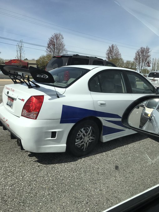 Says "Grandma's ride" on the back..and an old lady was driving 😂❤️💀 https://t.co/OD4Sn5fcZl<a href="/tag/poolshark"class="tags"><span>#poolshark</span></a>