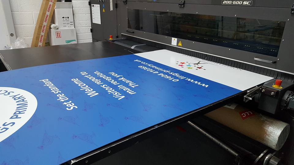 PrecisionSigns_'s tweet image. Latest signs for local primary school, @LingsPrimarySch from our superwide direct printer #signs #graphics #banners