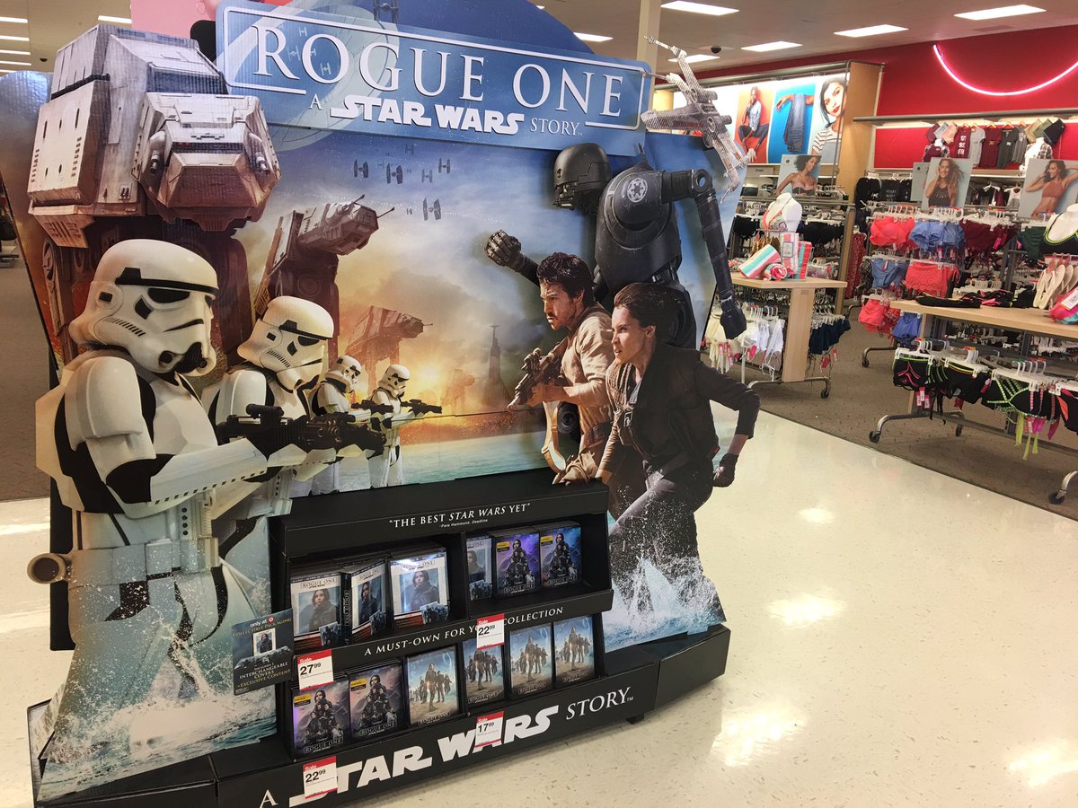 GSTLDonSolo's tweet photo. Rogue One has landed at T-1069! #GeekingOut #StarWars https://t.co/LiZawy2e4V