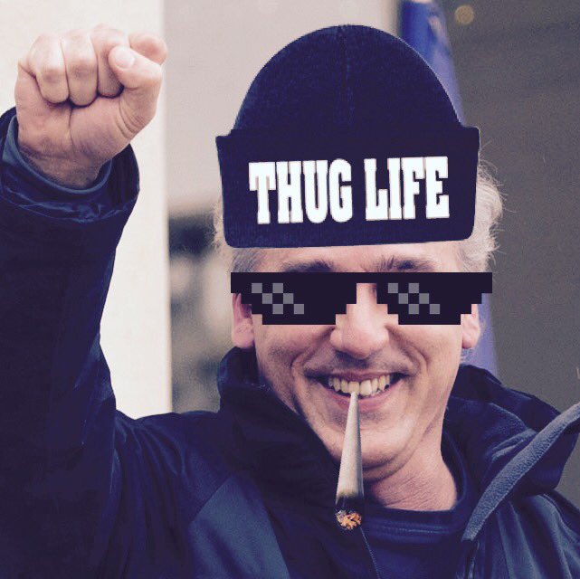 Seb_Generations's tweet image. #punchline #LeGrandDebat #BFMTV "si ils étaient payés au SMIC ...ca leur donnerai envie de l'augmenter"