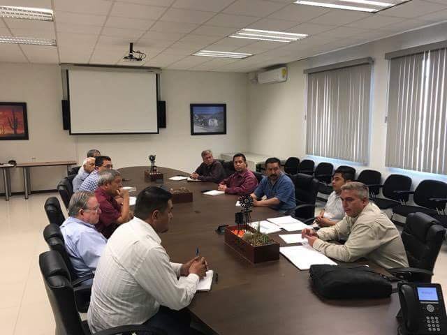 ANeira_V's tweet photo. Me reúno con Técnicos proyectistas para definir criterios de supervisión. #Saltillo #Coahuila https://t.co/I7mExgWQWQ