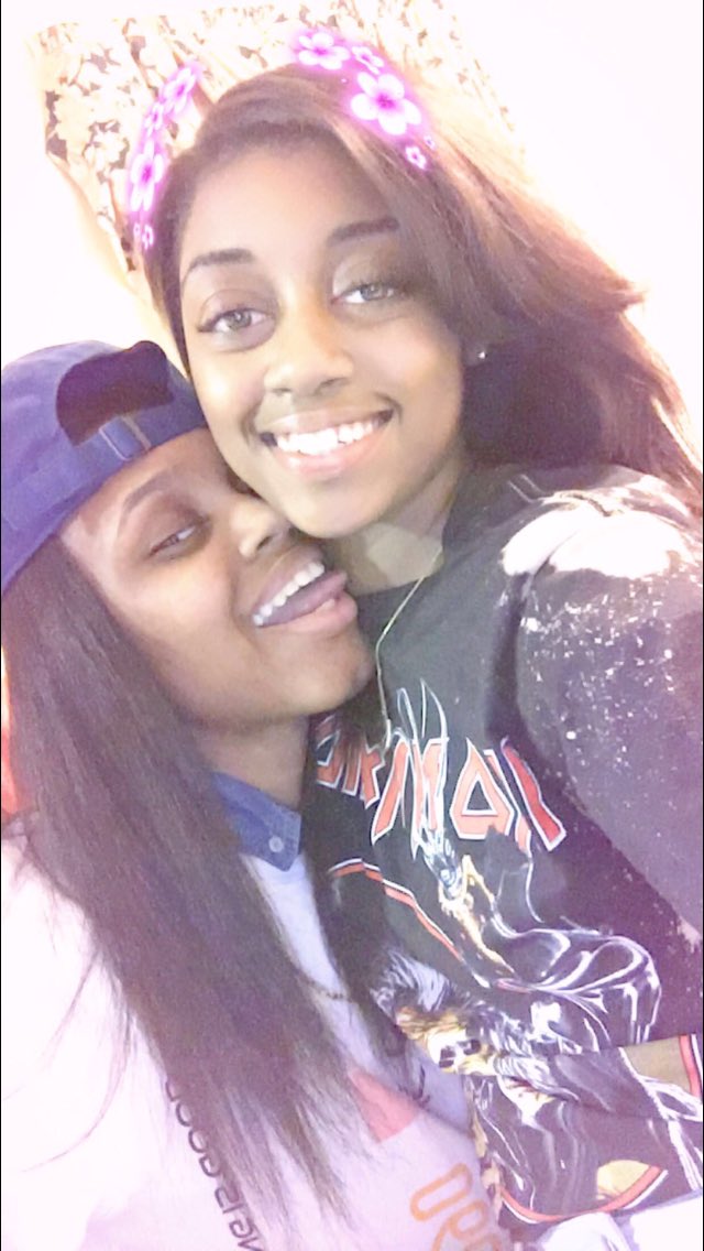 DaddyLeaa's tweet image. I'm Going Through A GirlFriend Withdrawal 😩💖Haven't Seen Her Since Saturday 🙄😂 I Miss My Boo 💋✨.