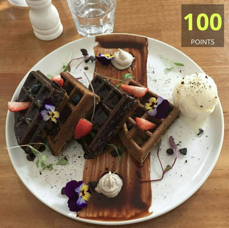 DyshApp_'s tweet photo. These Oreo waffles from Sardi already have us dreaming of weekend #brunch! 📷:@brunchaddict https://t.co/1IsCo1kQhf