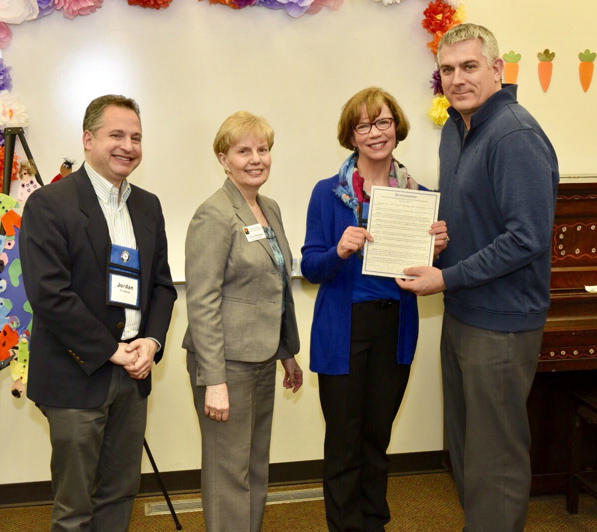 HOSCServes's tweet photo. Great to see 16 of our communities recognizing @NationalService today! Thanks 4 supporting @AmeriCorps & @SeniorCorps #Mayors4Service https://t.co/9ZIZCG5t8A