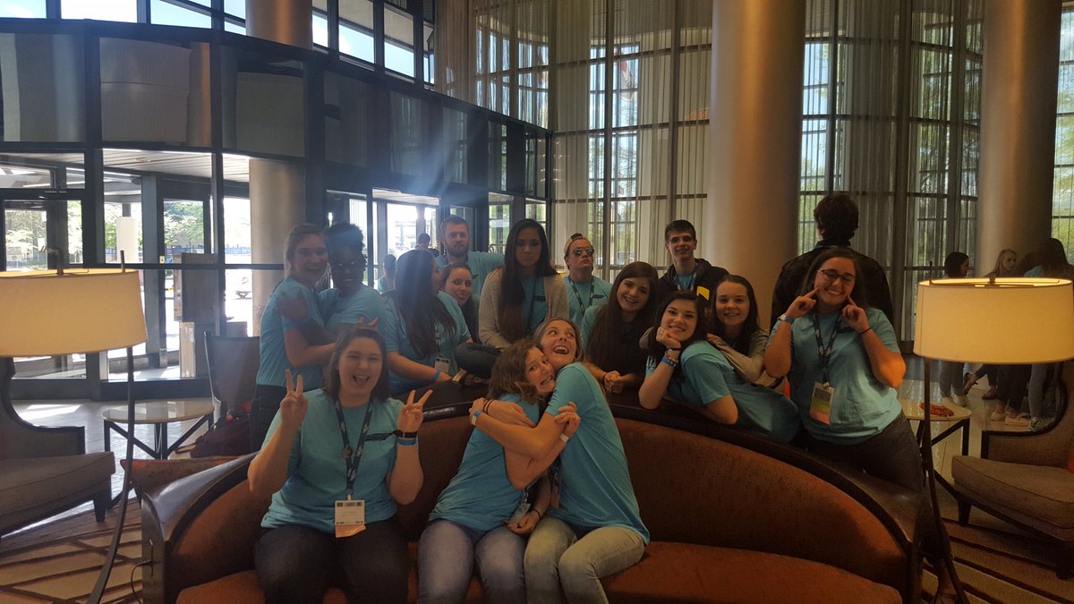 SHHS_HOSA_TN's tweet photo. Time for the aquarium! @tnhosa @CHSLionNation @SpringHillHS1 @MCPSCTE @MauryCoSchools https://t.co/QHndkhV9TQ