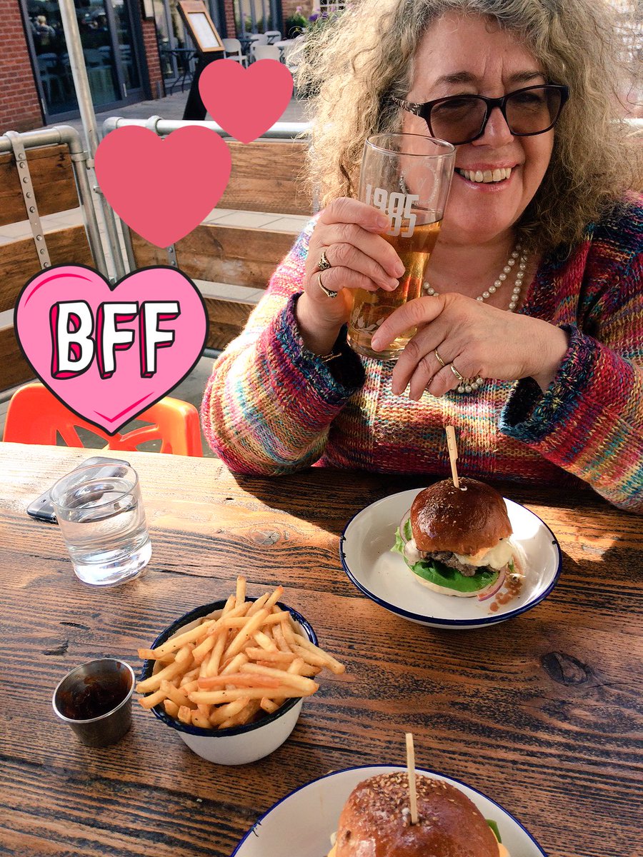 AliceSmall_'s tweet image. BEST DAY WITH MY BEST, love you mumma 💕✨ @maripine