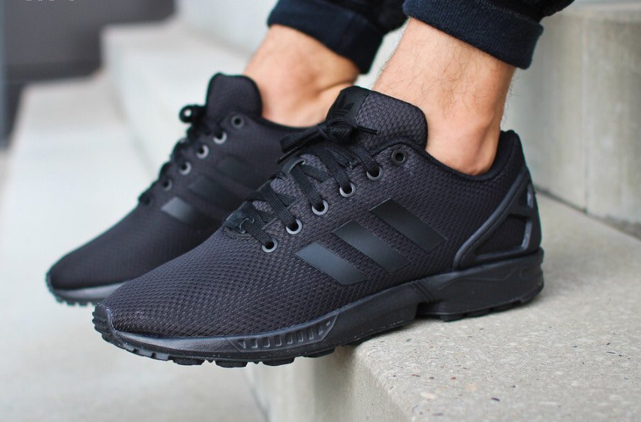 adidas zx flux triple black