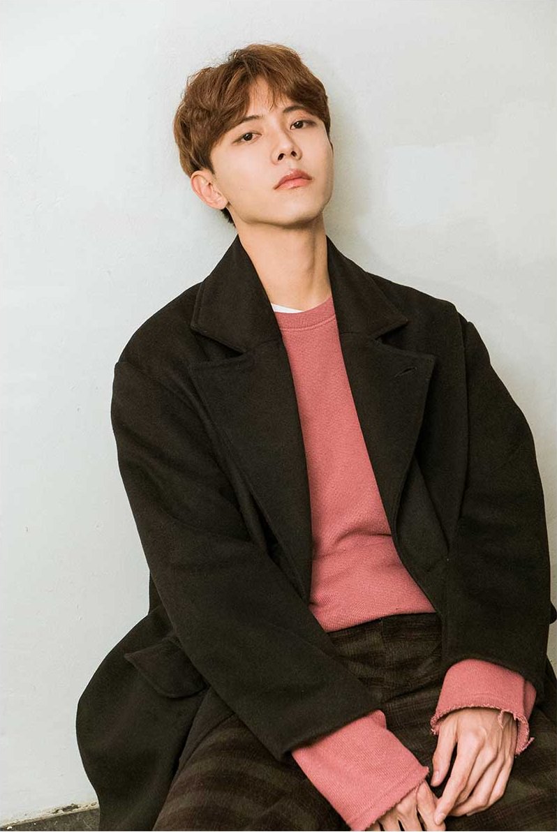 corea_moda's tweet photo. ALAND: Moda coreana atrae al mercado estadounidense.
https://t.co/HppdL89LbC
#ModaCoreana #EEUU #Brooklyn #CoreaModa https://t.co/NzCxsY2CtJ
