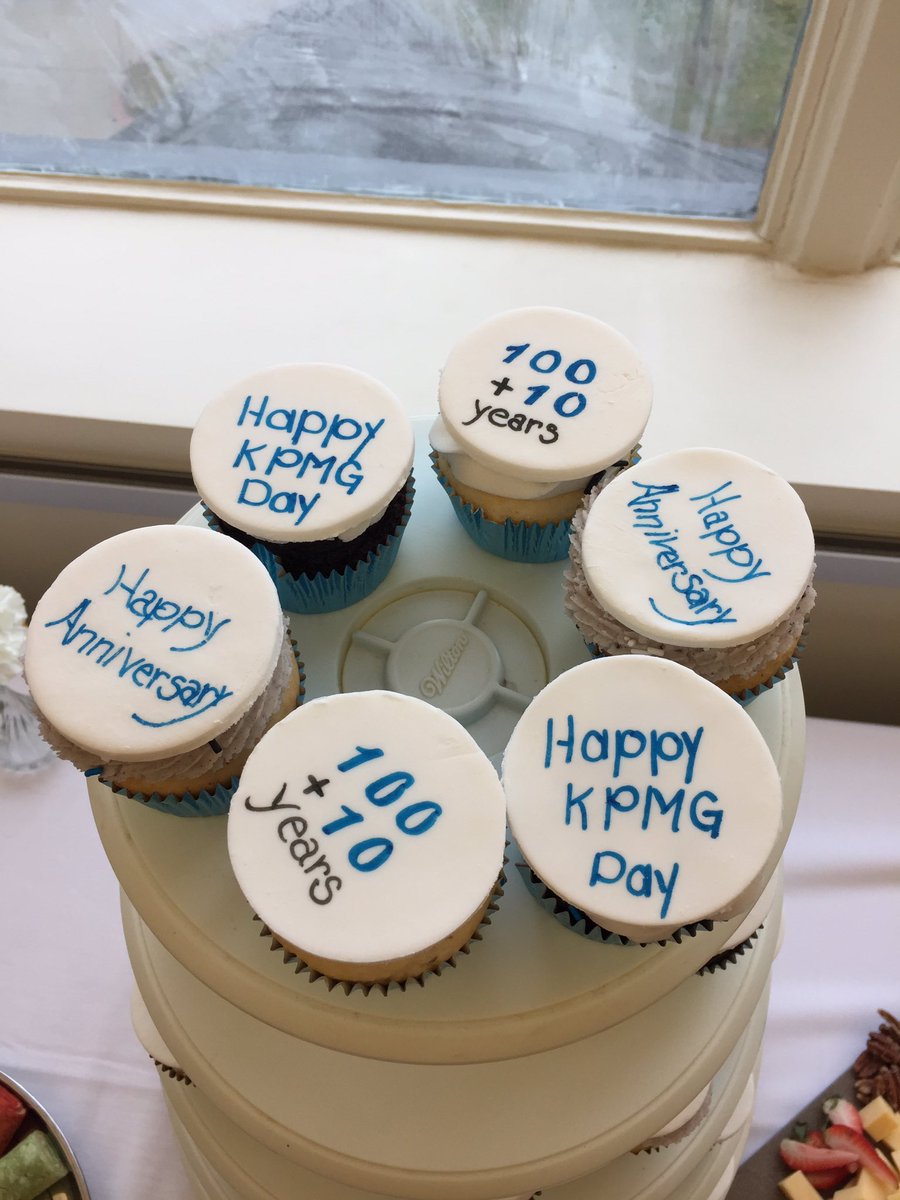 LangUofG's tweet photo. Thanks #KPMG for a great day of networking and knowledge sharing at #UofG. #GuelphBComm @UofGAccounting @UofGBizCareers https://t.co/MoXw1HH0Ld