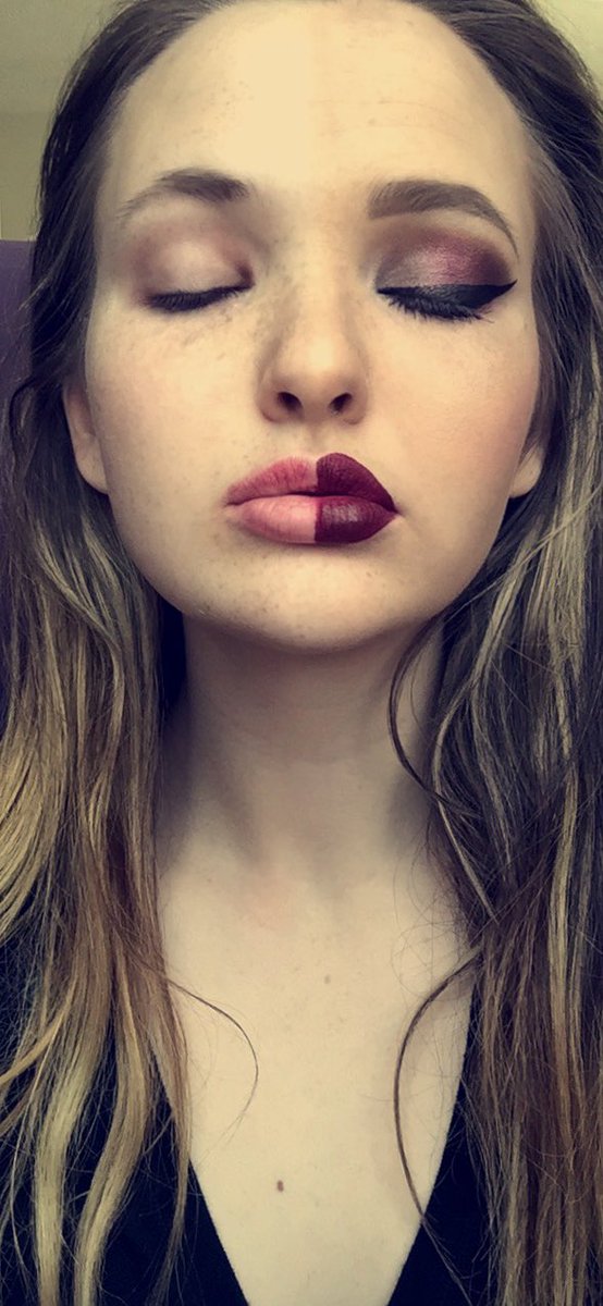 grand_cosmetics's tweet photo. Trash pics like usual lolzzz but power of makeup 🤷🏼‍♀️ https://t.co/sI0MysFUSs