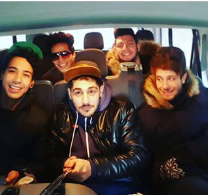 mano0osh_x's tweet photo. ذكرييات السووويد😍😍💕
#2YearsWithThe5 💕 https://t.co/0HMxtiAKTh
