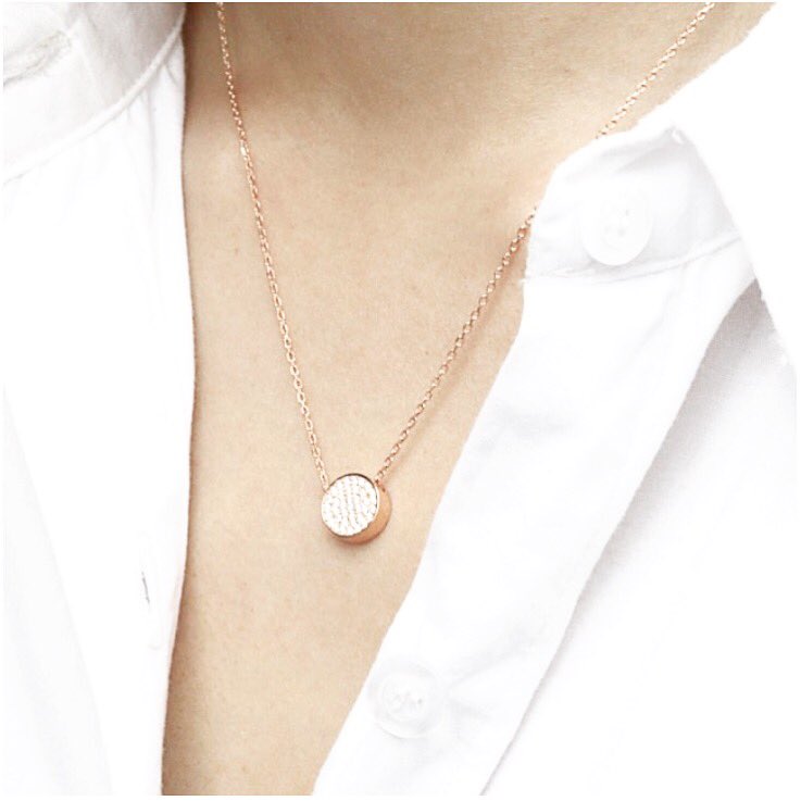 Detalles únicos para mamá, ¿ ya has pensado en que regalarle? Encuentra lo en Carat* London, porque mamá siempre lo merece ❤😊😍