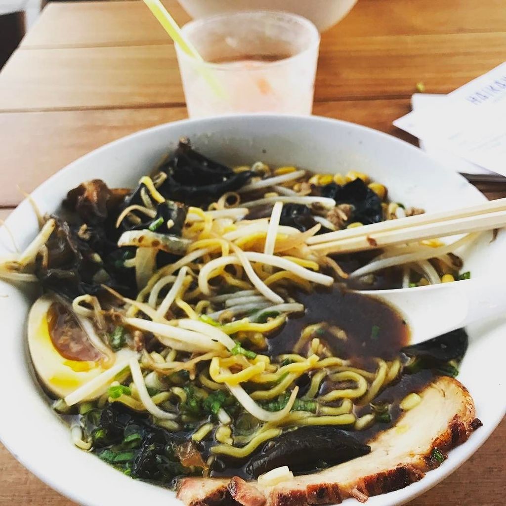 _simoneiru's tweet photo. There is always more ramen where that came from #haikan #ramen #buppielife #yuppielife https://t.co/l3zgR0HEn1 https://t.co/WwmJIrPlg0