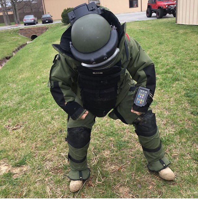 CoachSWach's tweet image. At VMI, we are more than student-athletes. #WeAreVMI 💯‼No Ordinary College - No Ordinary Life. #SpringFTX