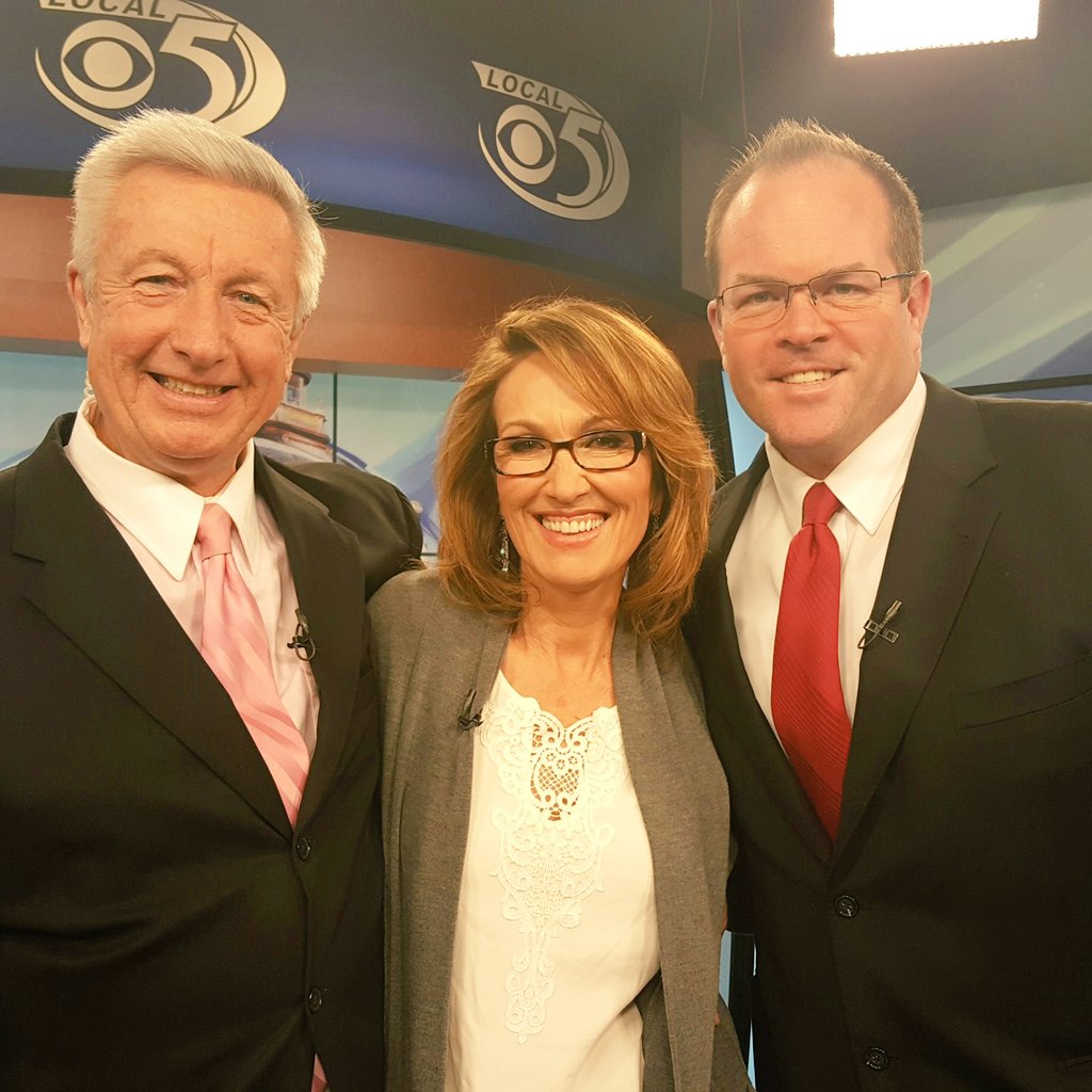 For our friends at <a href="/waplrocks/">105.7 WAPL</a>, hugs! #HugaNewsPerson <a href="/TomZalaskiWFRV/">Tom ZalaskiWFRV</a> <a href="/burkegriffin/">Burke Griffin</a>