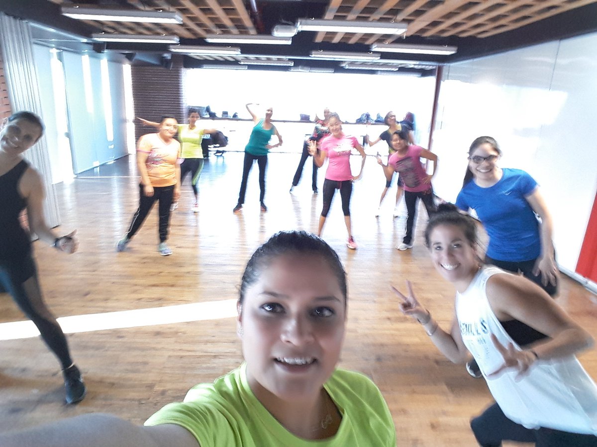 ClaushysLR's tweet photo. Actividades extralaborales #GodinSport #BetterTogether #HavasMexico #bodycombat #BodyAttack @TalentoHavasMex @HavasMediaMEX  #MinutosActivos https://t.co/d3pGPN8eS7
