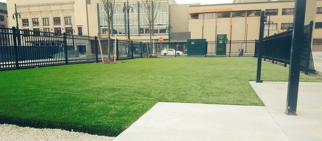 bass__kicker's tweet photo. Wow that's pretty neat. just finished a quick 18 hour day in Detroit. Time to sleep for a long time... lol #SerbPower #GrassWithoutLimits https://t.co/b1LscwxSVY