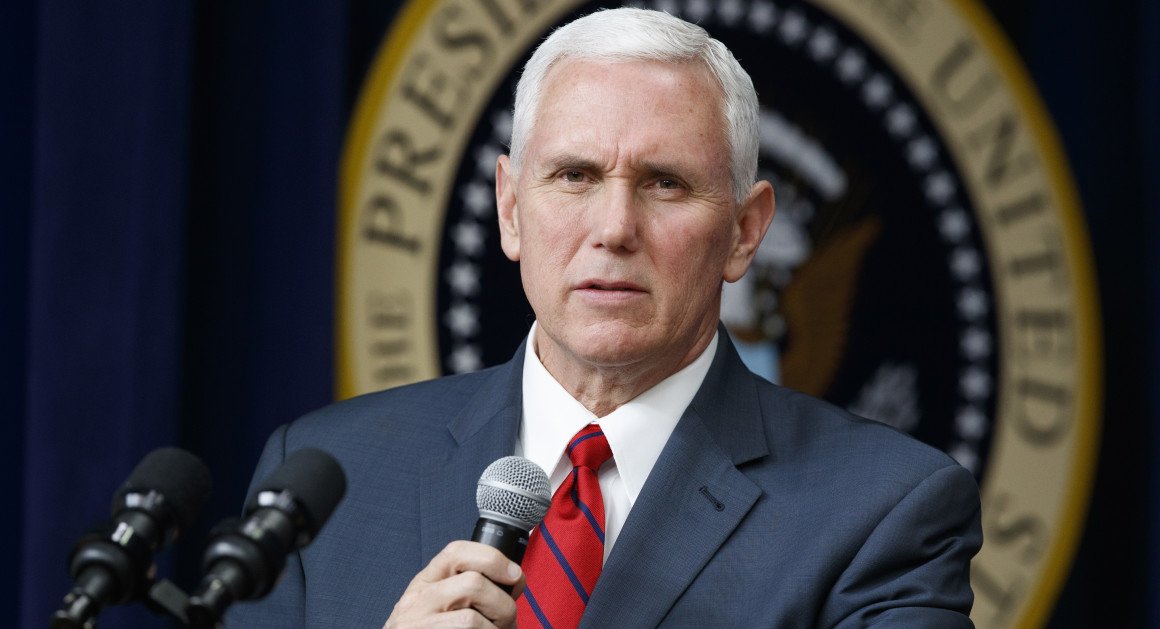 politico's tweet photo. Pence's Obamacare diplomacy fails to yield a deal https://t.co/rpYuuOl8G7 via @rachaelmbade &amp; @jdawsey1 https://t.co/LSsNCBK4RW