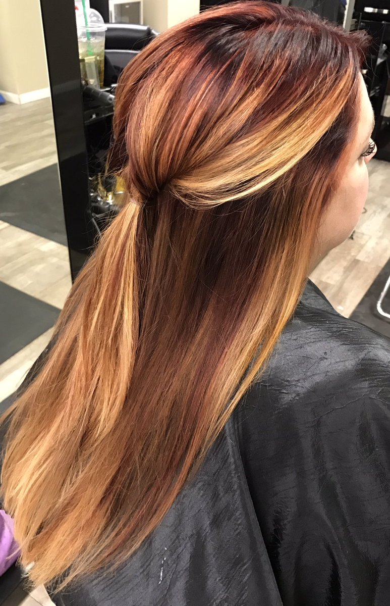 EvolutionSalon4's tweet photo. Balayage #lorealprous https://t.co/X7KO44sK3O