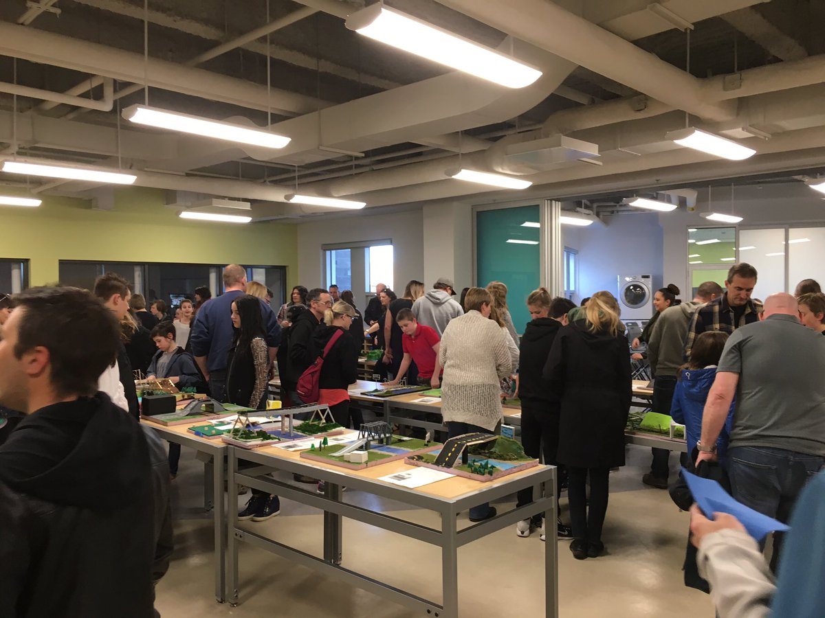 The <a href="/RancheView/">RancheView School</a> school community coming together to share in the bridge structures created by grade 7 RancheView leaders!