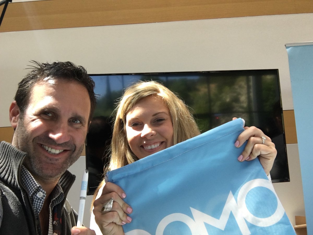 GSWELL_GRP's tweet photo. Had a blast at today's @DigitalSummitLA being front row at the keynote and seeing our good friends @Domotalk! #dsum https://t.co/bNylBXoQAj