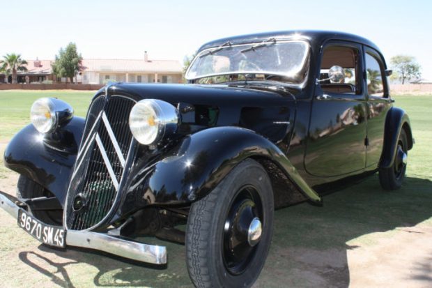 SmartWashAuto's tweet image. Restored In France: 1935 Citroen Traction Avant 7C crwd.fr/2owObpf
