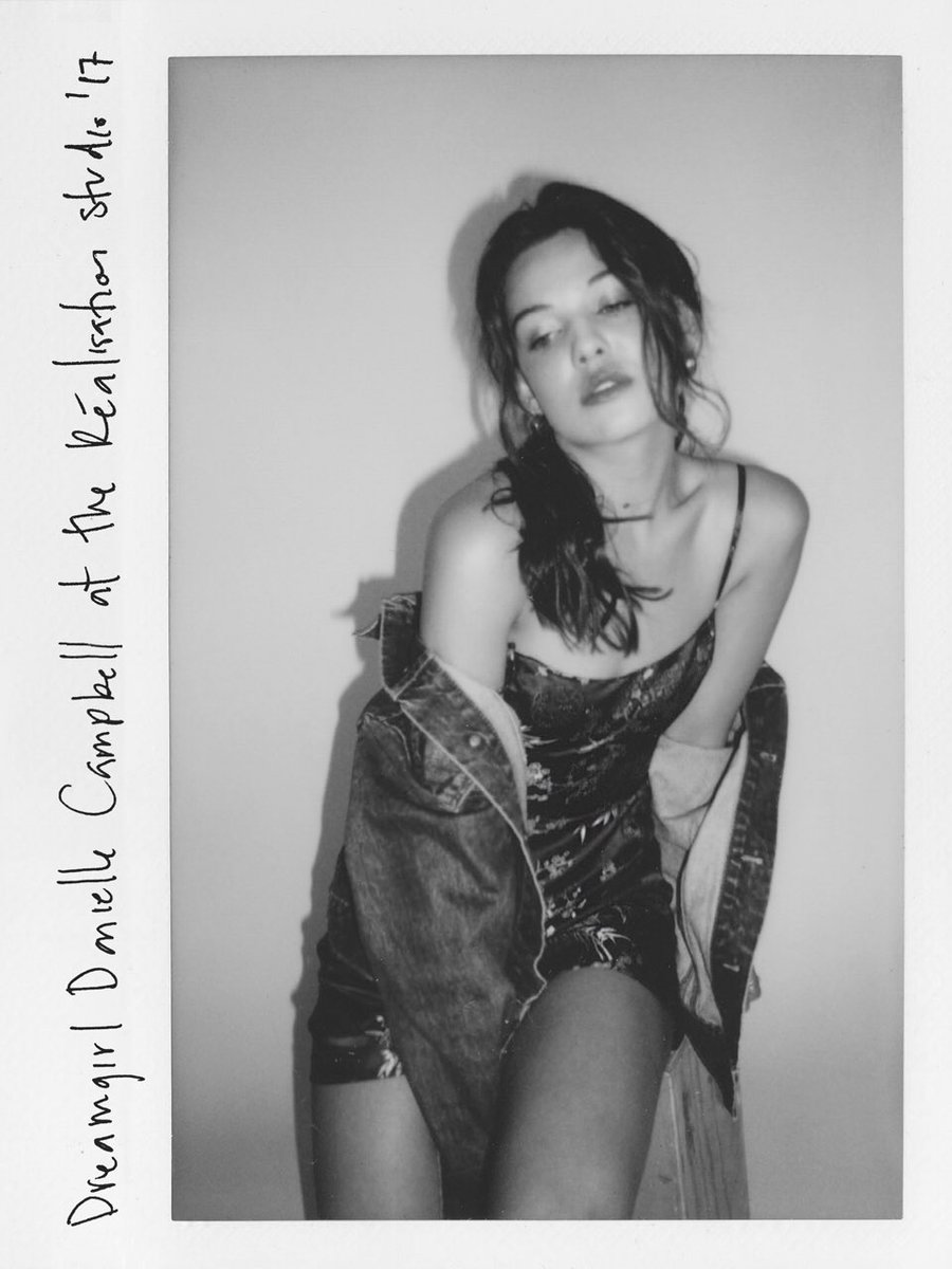 📸 #daniellecampbell the emilie shanghai nights for realisationpar realisationpar.com/the-emilie-sha…