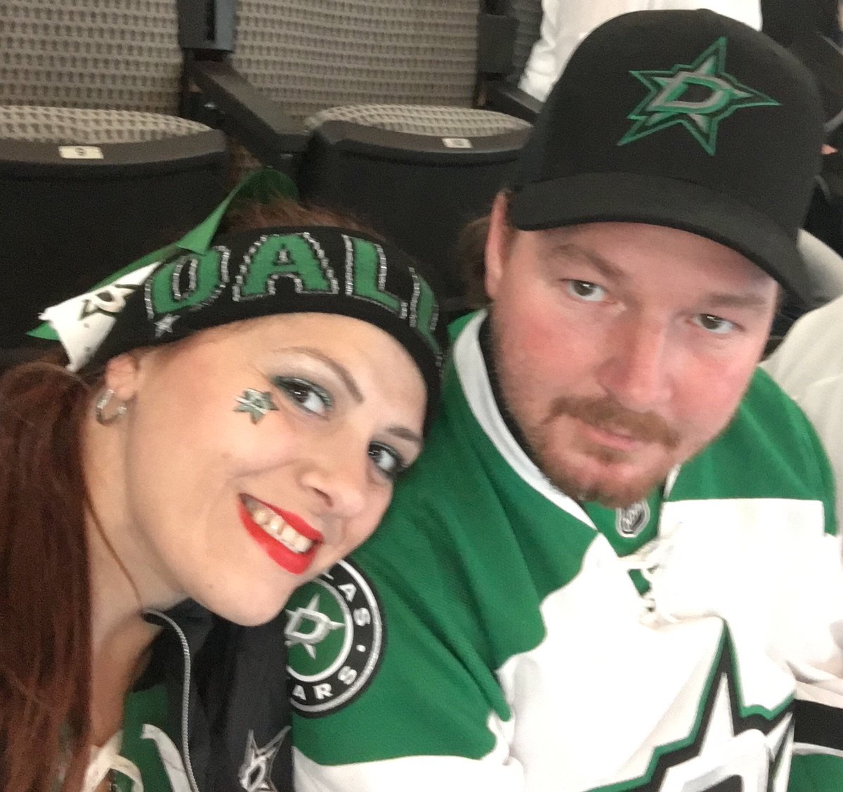TxDaisyMae's tweet photo. @rallyhousedallas #GoDallasStars #3yr6modatenight https://t.co/uAiHF5A3dj