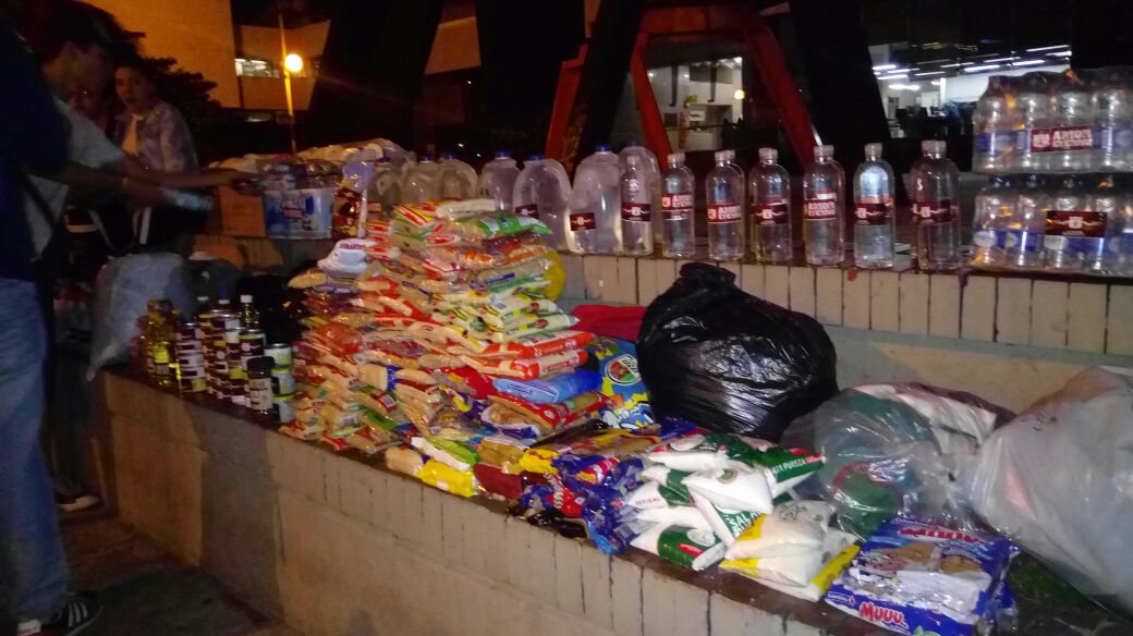 DR_Colombia's tweet image. Mil gracias Americanos de #BOGO77A seguimos recogiendo sus aportes porque realmente sentimos que #Mocoasomostodos #DisturbioSolidario