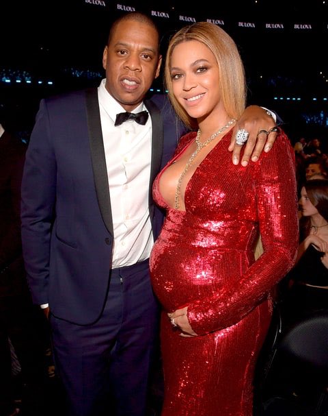 yourlawd's tweet photo. Happy 9th Wedding Anniversary to the Carters! 💍👫 #RelationshipGoals #PowerCouple #Beyonce #JayZ #Beyhive #Lemonade 🍋🐝 https://t.co/xh5JErXNAo