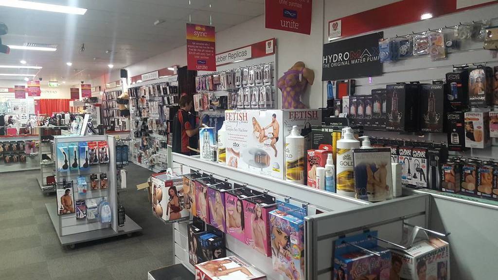 Its lightbulb changing day. 35 globes to be precise! #lovers #adult #beforeandafter #midland #perth