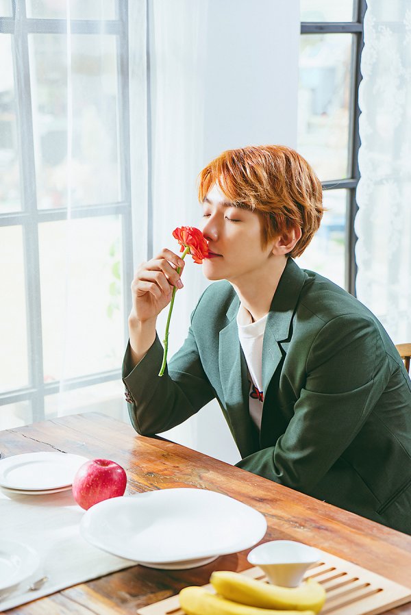 venessa_chun's tweet photo. Baekhyun's solo 바래다줄게 on SM Station2 is releasing on the 14th at 6PM!! Teaser releasing at midnight of 8th!!
https://t.co/RO0vHkPpxL https://t.co/Y6DPj37k8l