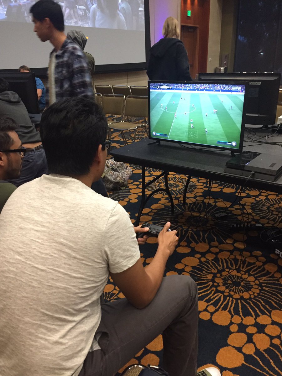 AugmentUCLA's tweet photo. Check out Smash 4, Melee, and FIFA at Carnesale Commons as a part of #UCLAGeekWeek! We'll be here until 11pm. https://t.co/CL2JCa59y3