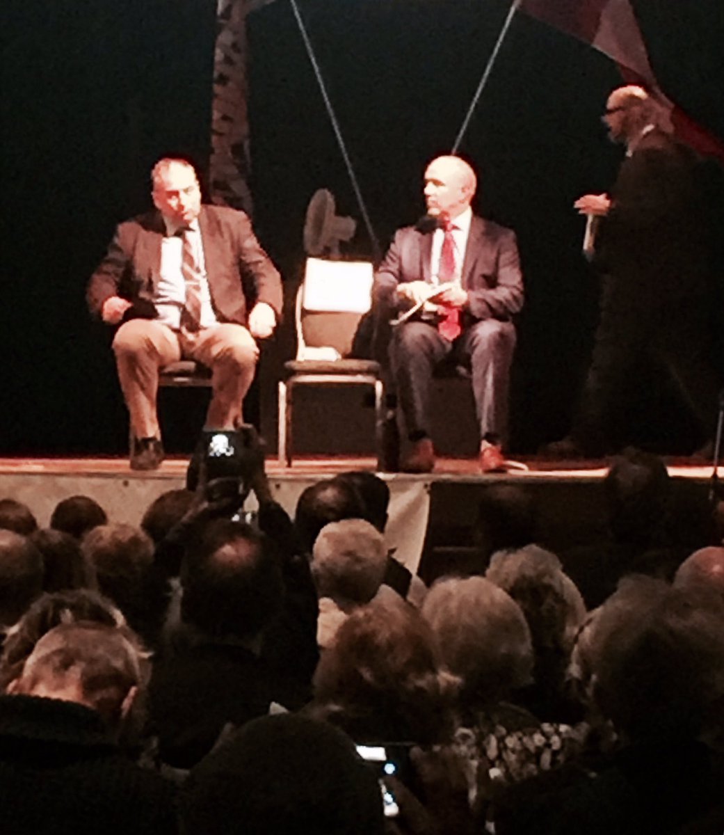 The 2 leaders who did show up at <a href="/MetVanAlliance/">MetroVanAlliance</a> Assembly, <a href="/jjhorgan/">John Horgan</a> &amp; Andrew Weaver. #bcpoli #bcelxn17