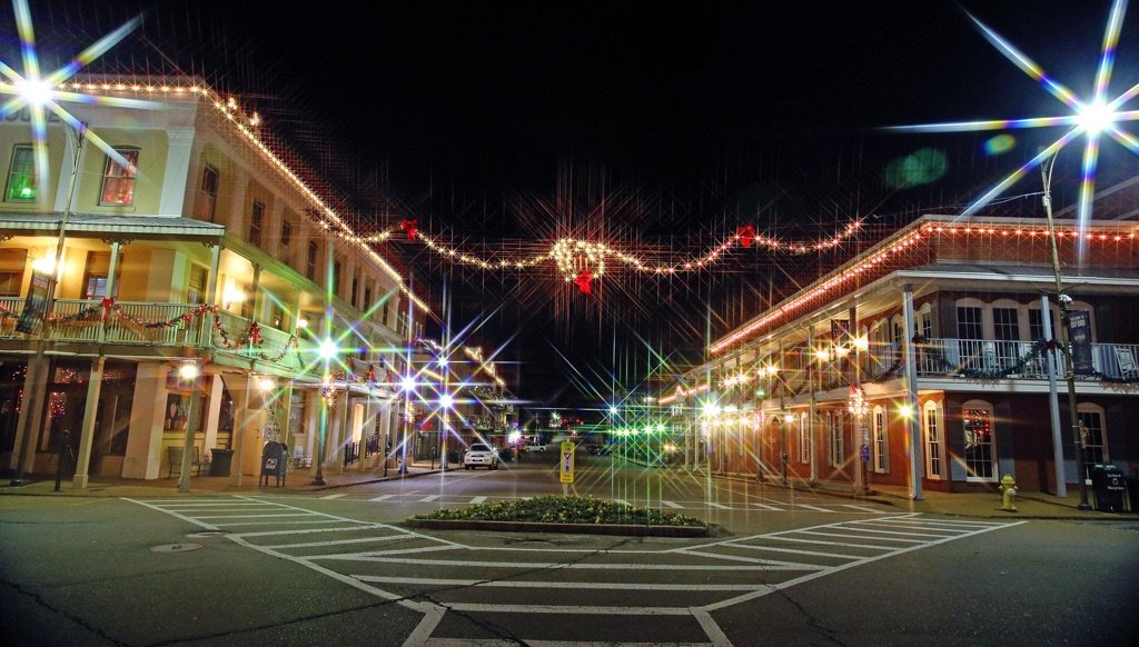 paris_buchanan's tweet image. Just had a complete stranger from Chicago tell me how incredible our small town of Oxford, MS is. Lucky to live in such an incredible place!