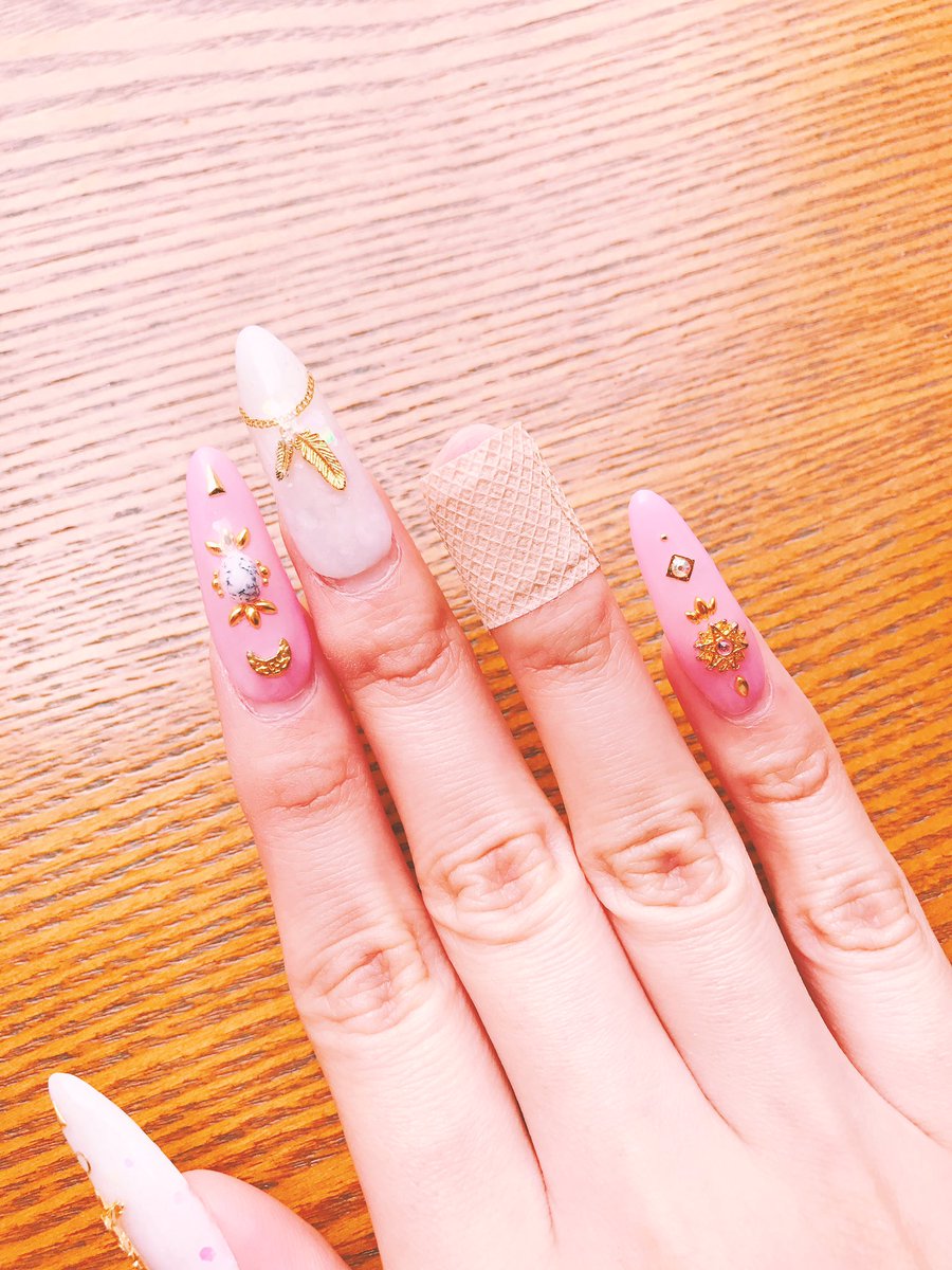ももー ポケコロ على تويتر 絆創膏とネイルでも可愛いと思っちゃった 爪お大事に W ももー ポケコロ على تويتر 絆創膏とネイルでも可愛いと思っちゃった 爪お大事に W