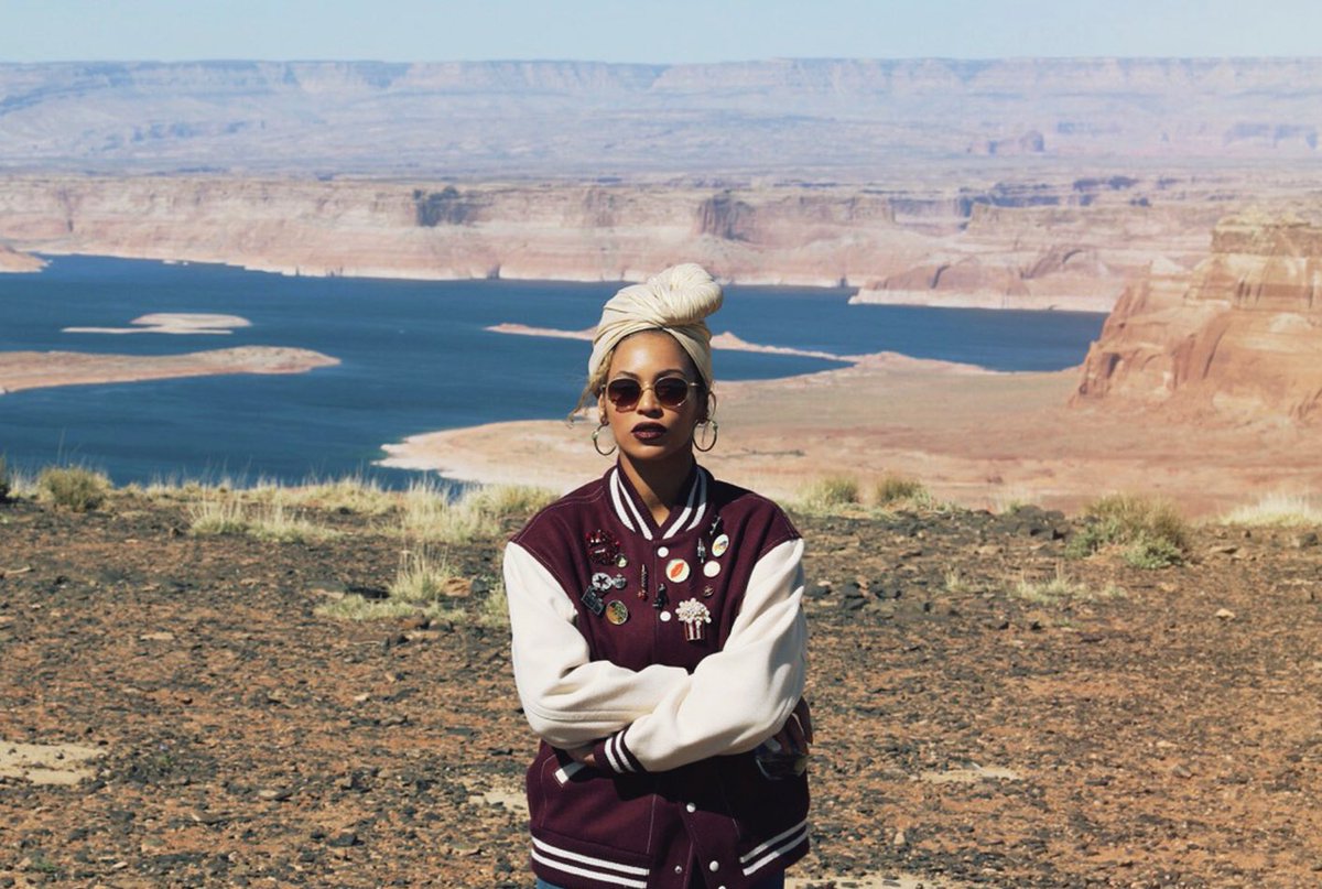 blkgirlculture's tweet photo. I'm so here for this look on Bey 😍 https://t.co/iMcp5gh2d6
